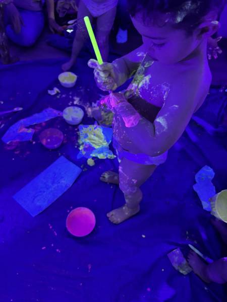 Atelier de body painting FLUO à Six fours les plages